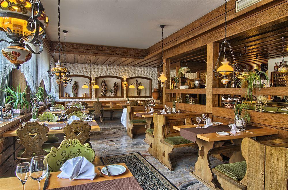 Hotel Hirsch Бад-Петерсталь-Ґрісбах Екстер'єр фото