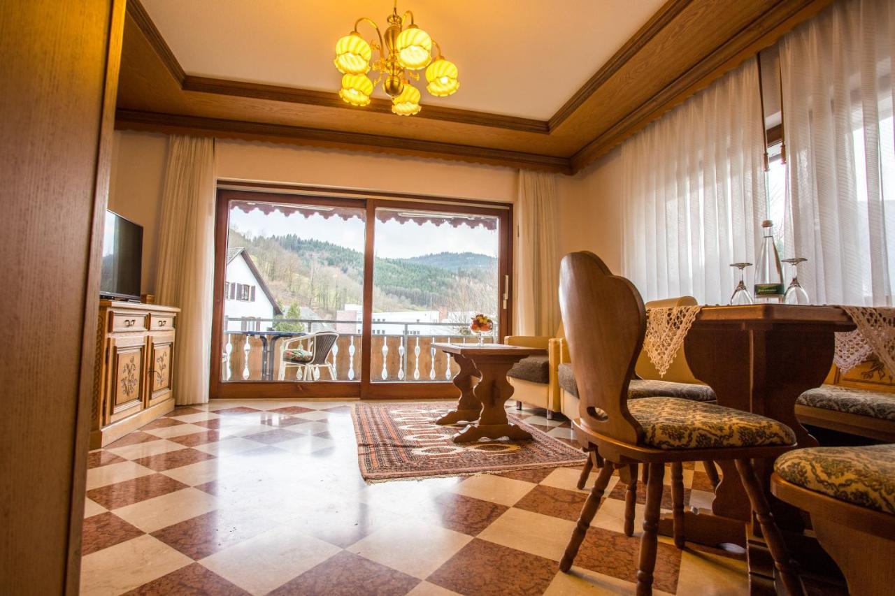 Hotel Hirsch Бад-Петерсталь-Ґрісбах Екстер'єр фото