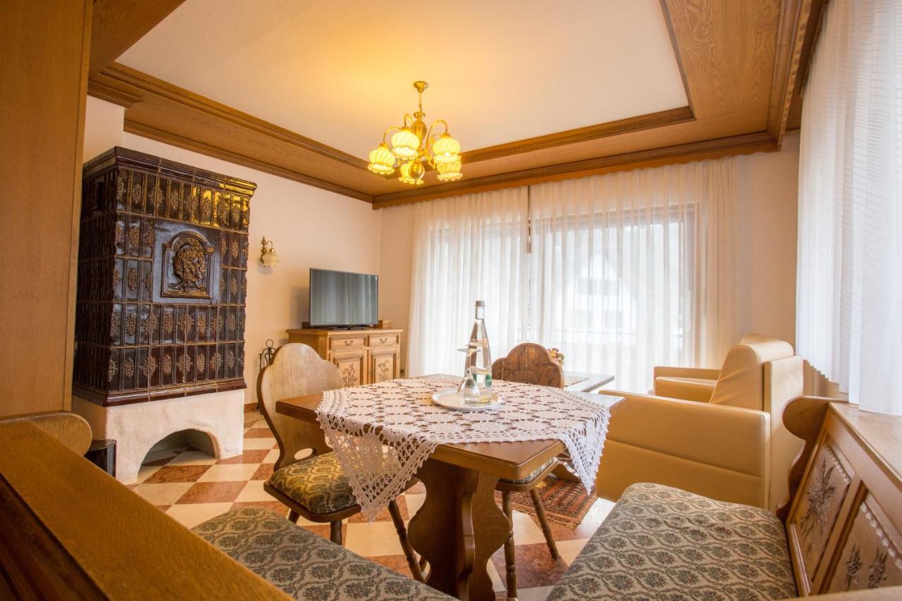 Hotel Hirsch Бад-Петерсталь-Ґрісбах Екстер'єр фото